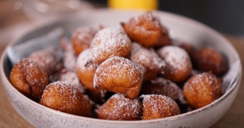 Recette des beignets moelleux à la ricotta recette beignets moelleux faciles