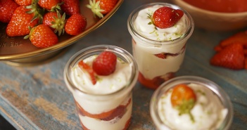 Recette du tiramisu aux fraises recette tiramisu fraises