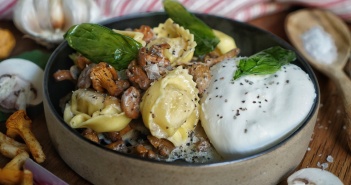 Recette Tortellini Poulet à la paysanne et fricassé de champignon recette pates au poulet champignon