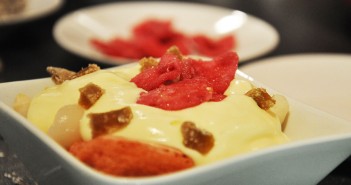 Tiramisu à la rose, au litchi et gingembre tiramisu rose litchee